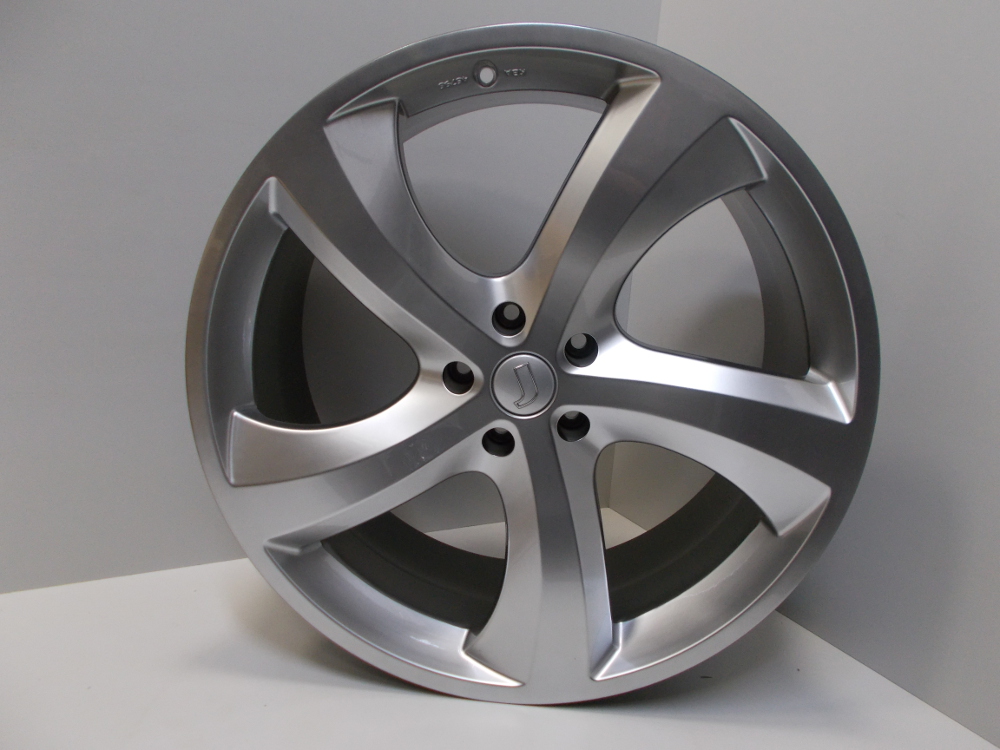 Audi, BMW, Porsche, VW 10x22 ET40 5x120x72,5 RONDELL 47