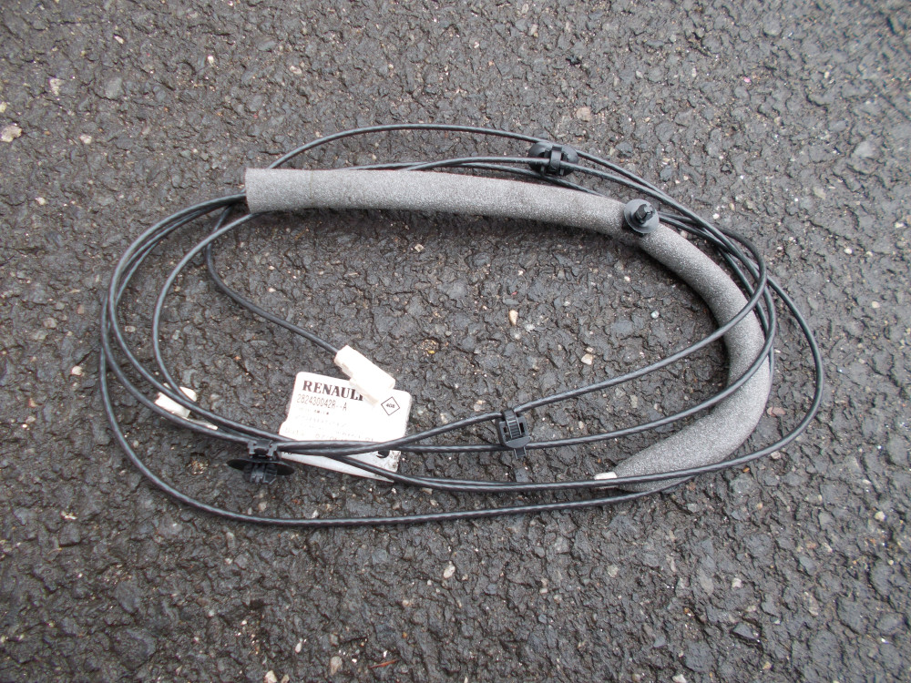 282430042R Kabel k anténě Renault Kangoo II